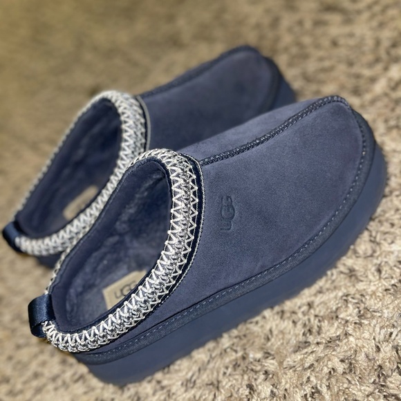 UGG Shoes - UGG Women's Navy Slip-Ons with White Trim